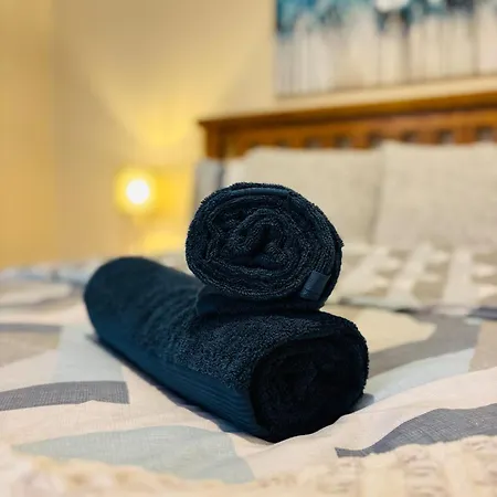 Σπίτι διακοπών Harbourview House Killaloes Newest