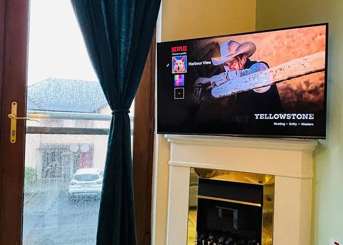 בית נופש Harbourview House Killaloes Newest קילאלו