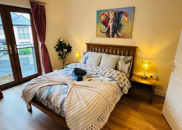 בית נופש Harbourview House Killaloes Newest קילאלו